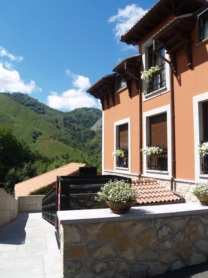 Hotel La Casona De Llerices Onís Zewnętrze zdjęcie